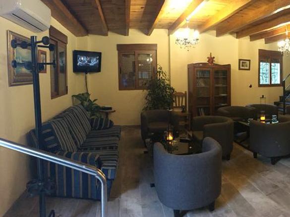 Гостьовий будинок Alojamiento La Presa Del Colindon Чулілья Екстер'єр фото